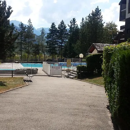 Les Glieres Apartment
